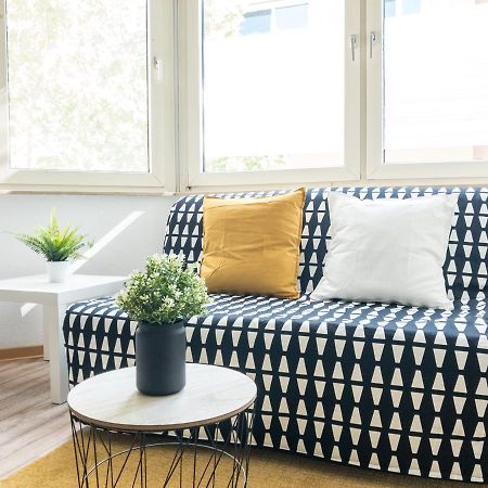 Moderne Innenstadt Whg Mit Netflix Und Nespresso Mannheim Luaran gambar
