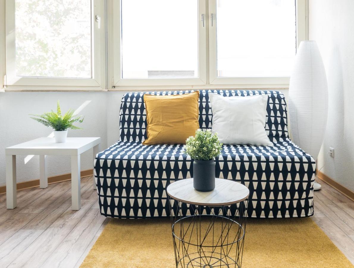 Moderne Innenstadt Whg Mit Netflix Und Nespresso Mannheim Luaran gambar